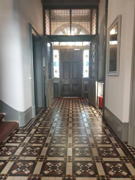 Elegant Studio In Central Hove - 5 Min Walk To Beach - 10 Min To Brighton Екстер'єр фото