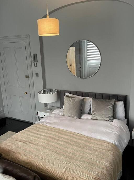 Elegant Studio In Central Hove - 5 Min Walk To Beach - 10 Min To Brighton Екстер'єр фото