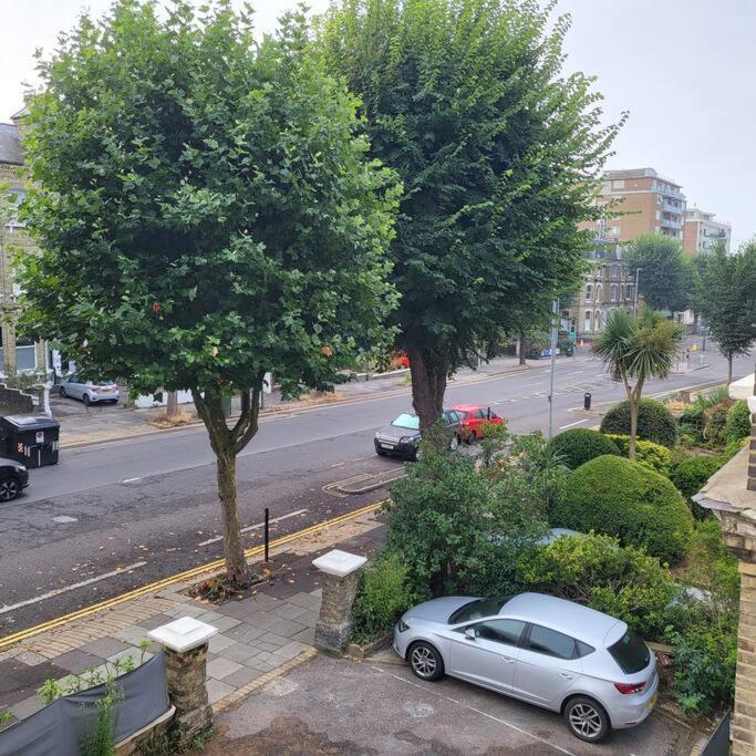 Elegant Studio In Central Hove - 5 Min Walk To Beach - 10 Min To Brighton Екстер'єр фото