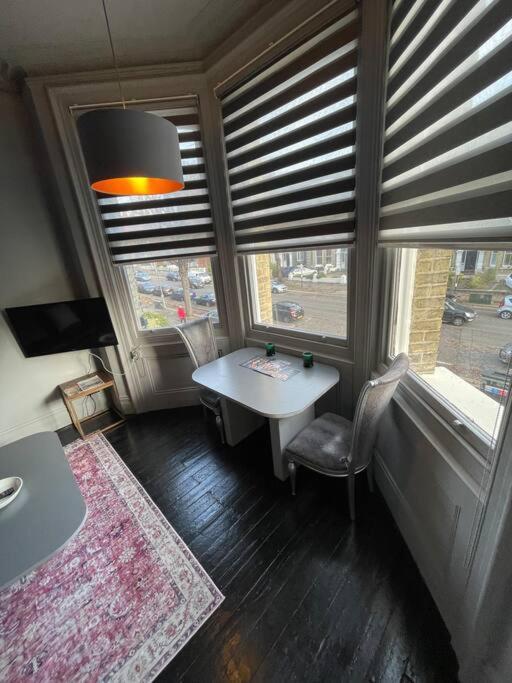 Elegant Studio In Central Hove - 5 Min Walk To Beach - 10 Min To Brighton Екстер'єр фото