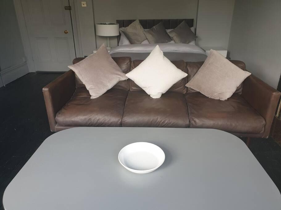 Elegant Studio In Central Hove - 5 Min Walk To Beach - 10 Min To Brighton Екстер'єр фото