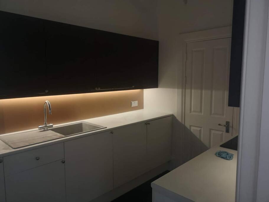 Elegant Studio In Central Hove - 5 Min Walk To Beach - 10 Min To Brighton Екстер'єр фото
