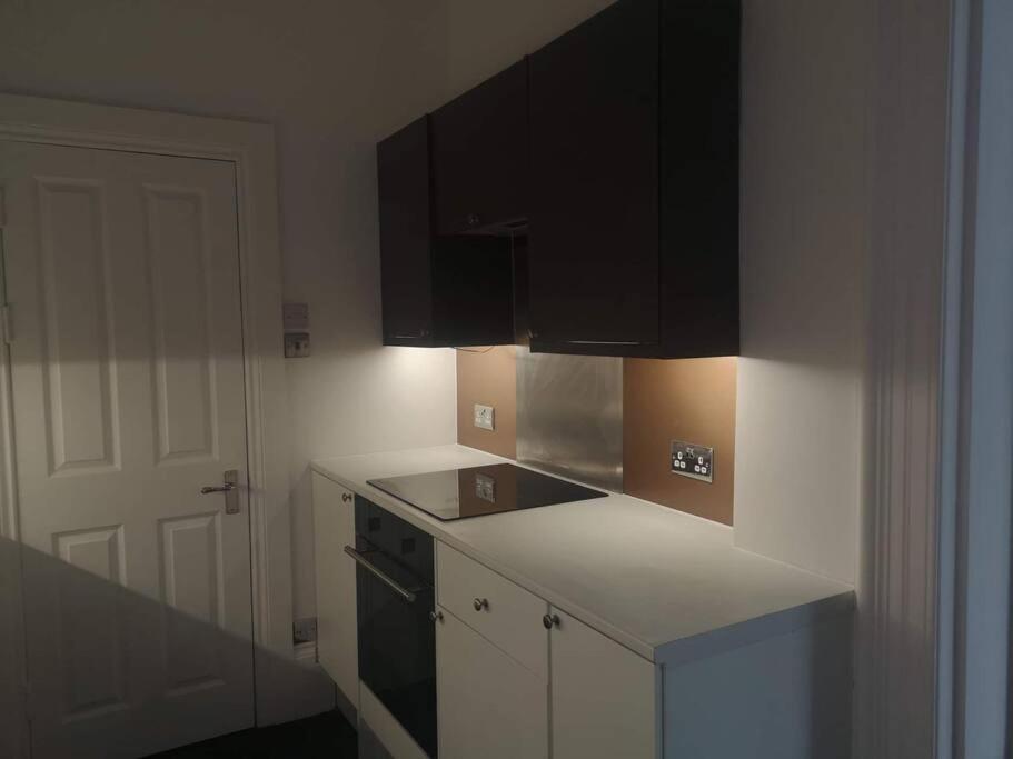 Elegant Studio In Central Hove - 5 Min Walk To Beach - 10 Min To Brighton Екстер'єр фото